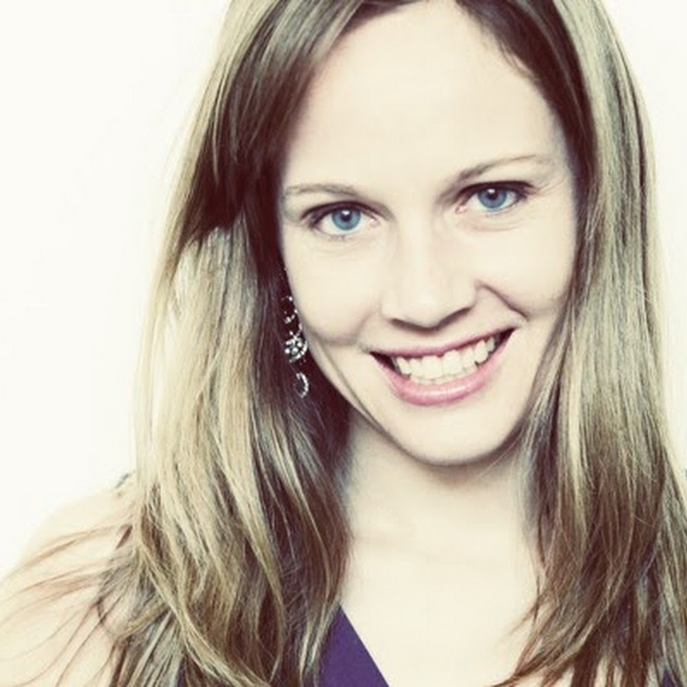 Meet your Posher, Claire